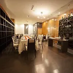 Acosta Centro אלמנדראלחו