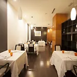 Acosta Centro מלון אלמנדראלחו