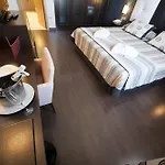 Acosta Centro 4* אלמנדראלחו