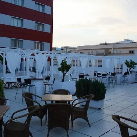 Acosta Centro 4*