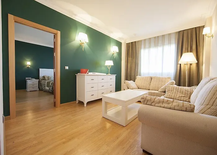 Acosta Centro Hotel 4*